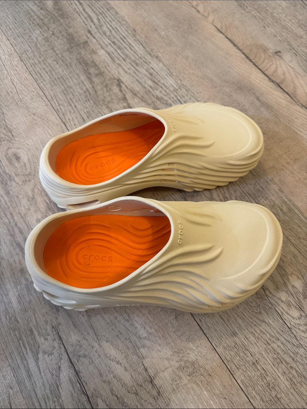 Crocs Echo WAVE clogs Vanilla - Picture 2 of 5